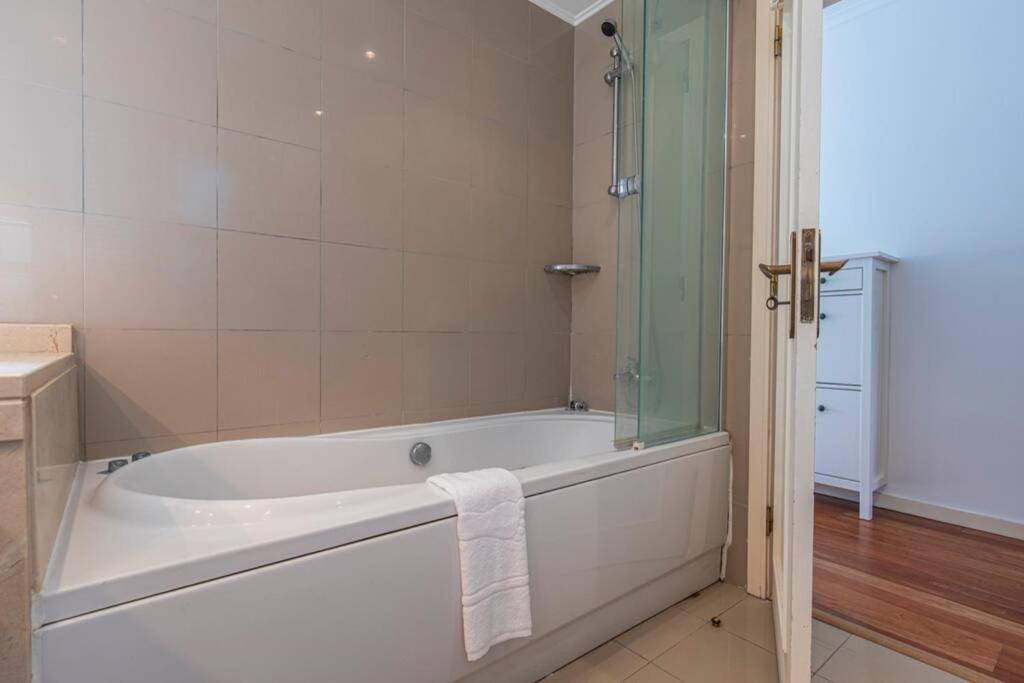 Stunning Apartment W/ Pool Cascais Exterior foto